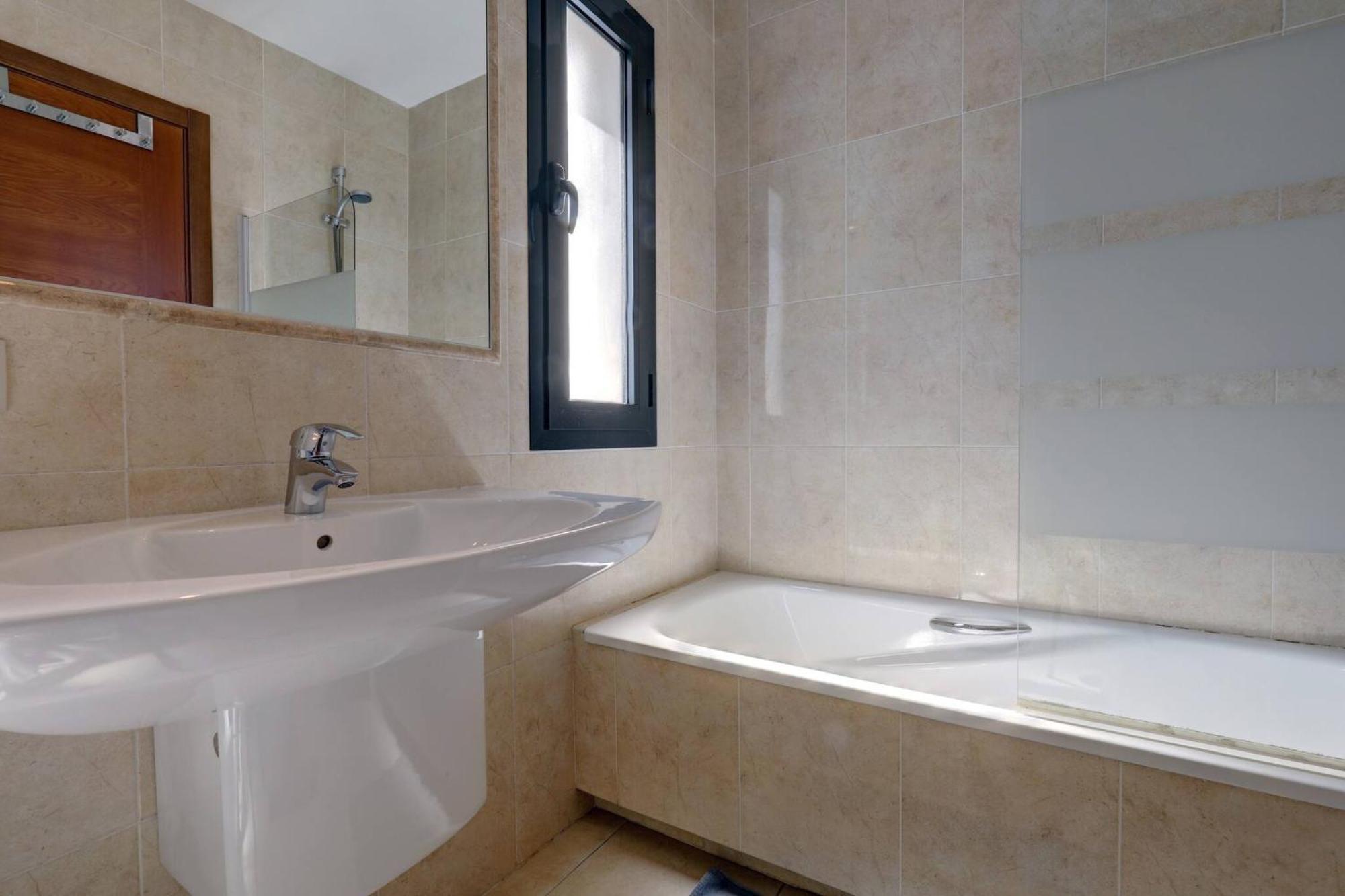 011 Bright And Spacious Villa With Private Pool Benalmádena Buitenkant foto